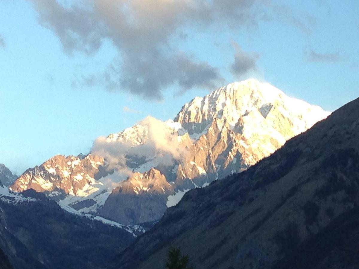 Appartamento Monte Bianco La Salle Buitenkant foto